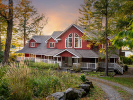 Idyllic retreat on Lake Muskoka